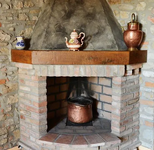 Konukevi Torretta Di Bassano Rivergaro